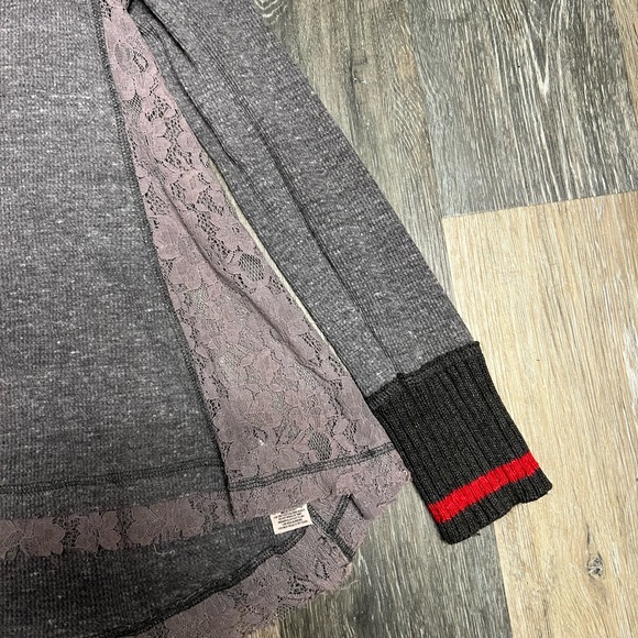 We The Free Cabin in the Woods Thermal Knit Shirt Size Small - Picture 4 of 9